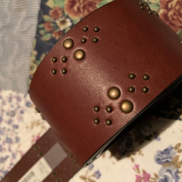 Genuine Leather Metal Grommet Ladies Belt main image 4